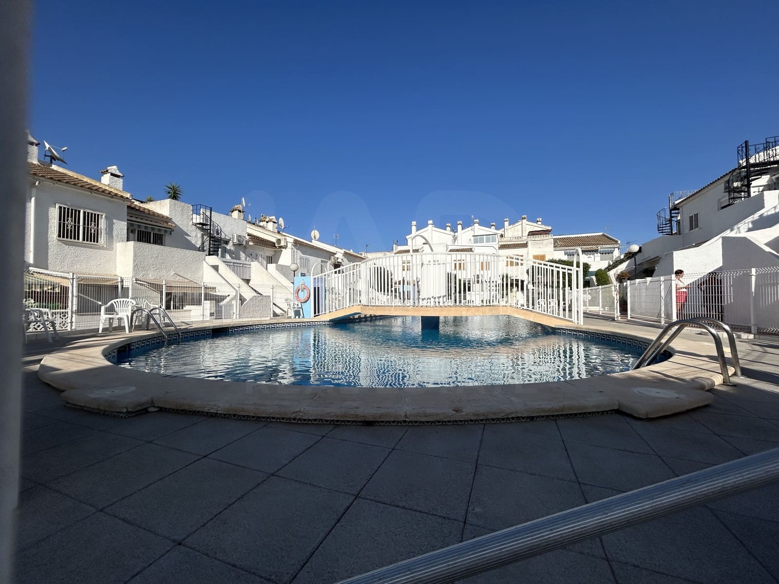 Rækkehus til salg i Torrevieja - € 179.900 (Ref: 9988089)
