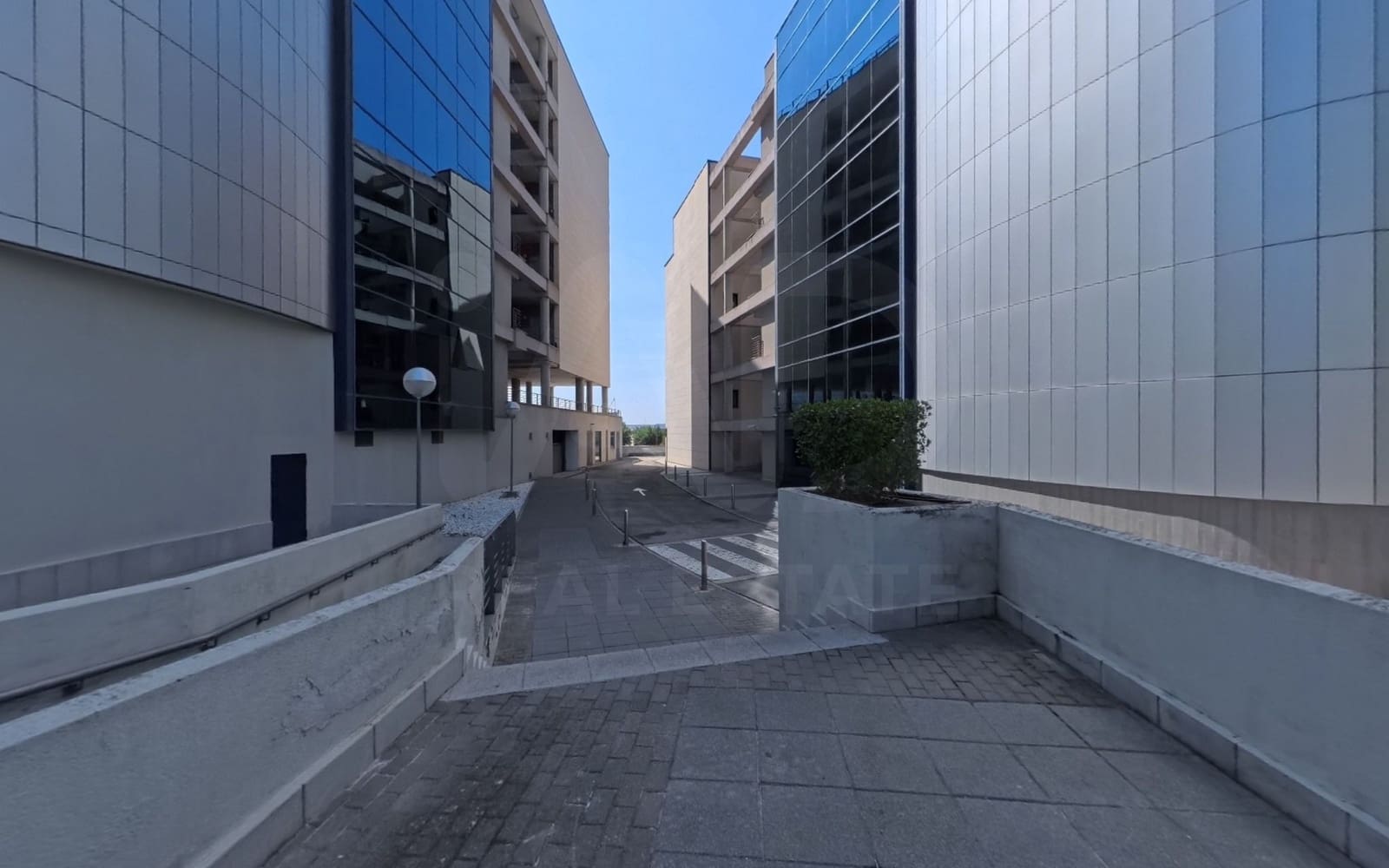 1 sypialnia Loft na sprzedaż w Miasto Madryt z garażem - 240 000 € (Ref: 9988093)