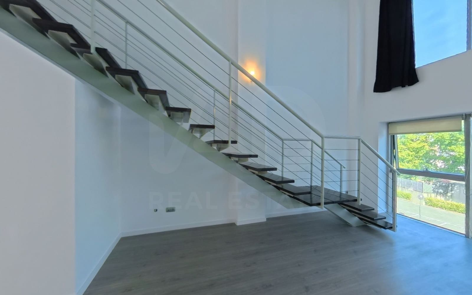1 sypialnia Loft na sprzedaż w Miasto Madryt z garażem - 240 000 € (Ref: 9988093)