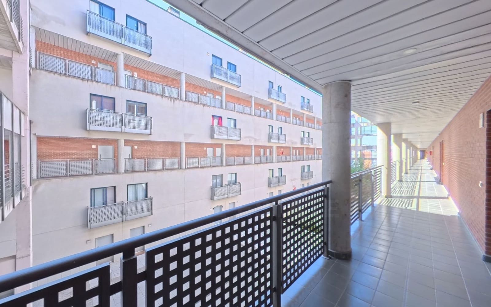1 sypialnia Loft na sprzedaż w Miasto Madryt z garażem - 240 000 € (Ref: 9988093)