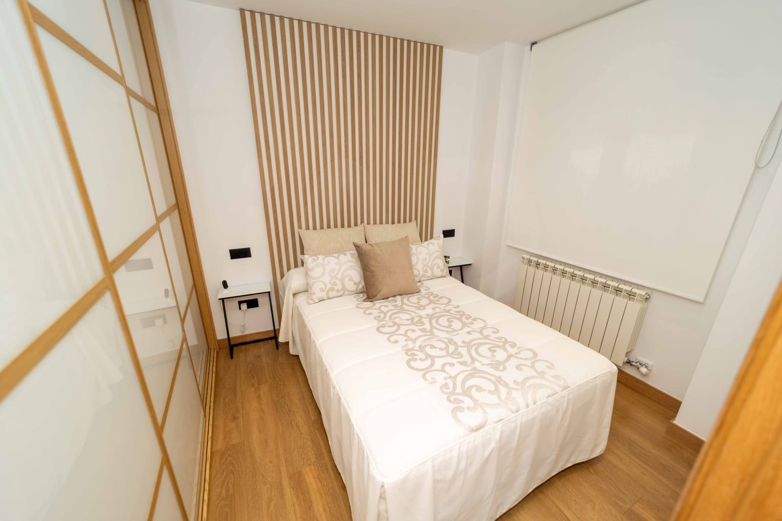 4 chambre Villa/Maison à vendre à Leon ville avec garage - 320 000 € (Ref: 9988097)