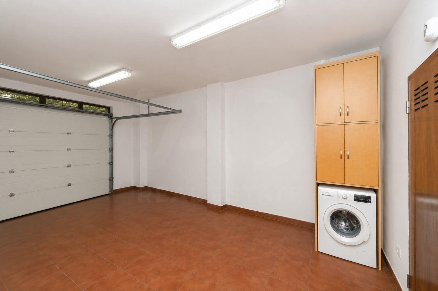 4 chambre Villa/Maison à vendre à Leon ville avec garage - 320 000 € (Ref: 9988097)