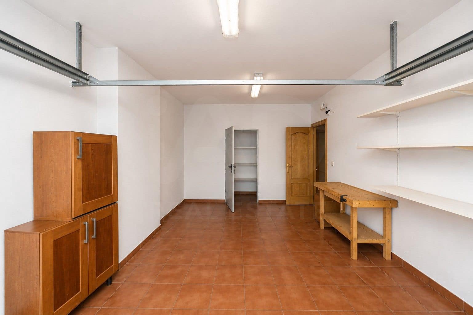 4 chambre Villa/Maison à vendre à Leon ville avec garage - 320 000 € (Ref: 9988097)