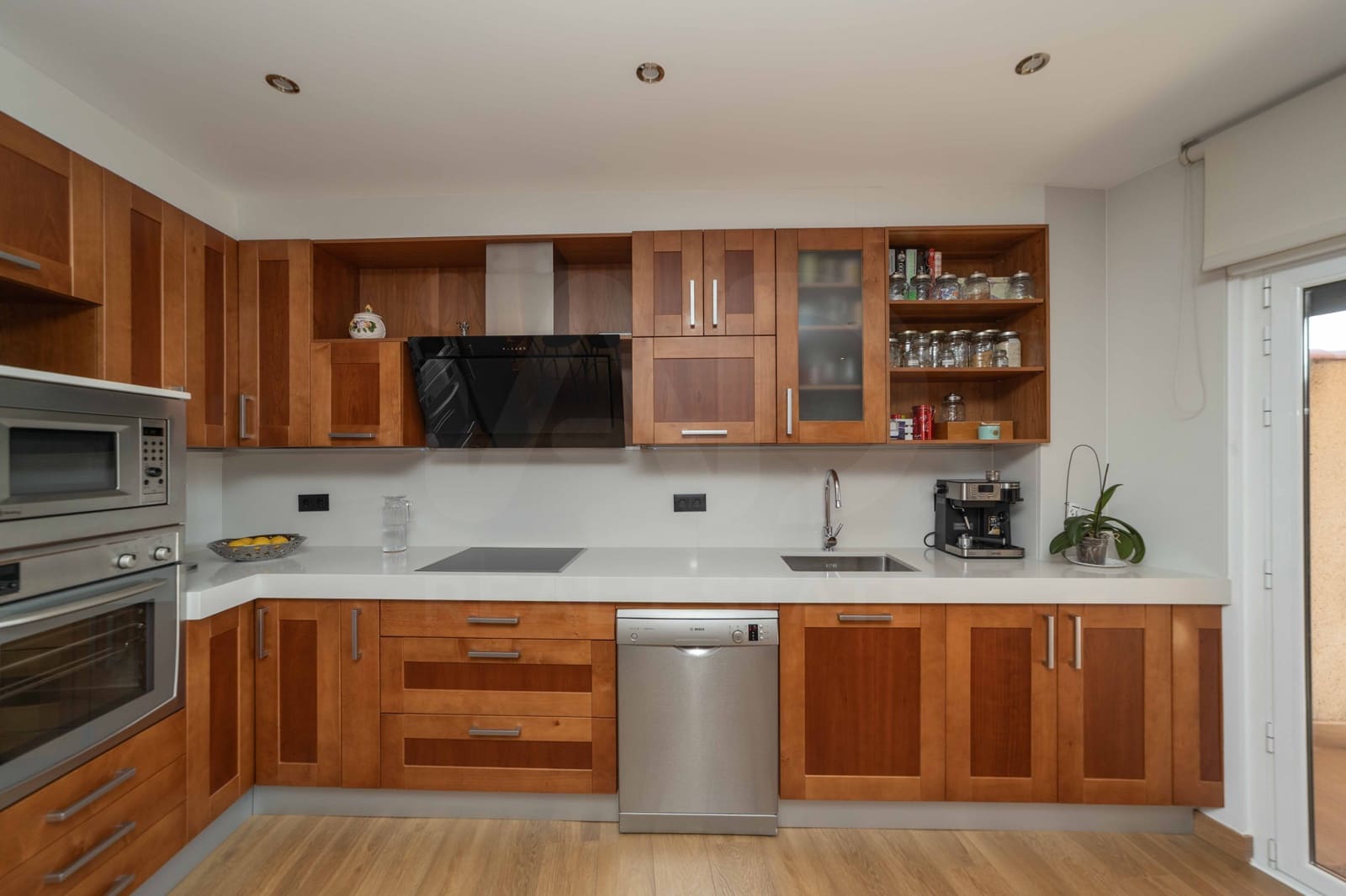 4 chambre Villa/Maison à vendre à Leon ville avec garage - 320 000 € (Ref: 9988097)