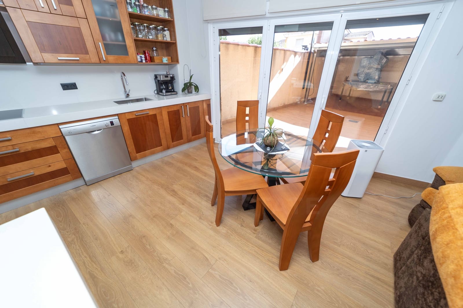 4 chambre Villa/Maison à vendre à Leon ville avec garage - 320 000 € (Ref: 9988097)
