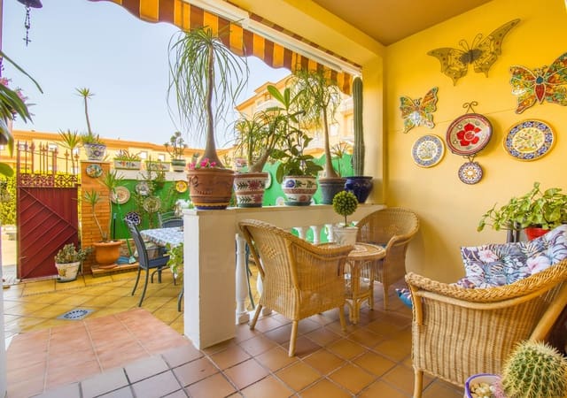 4 soverom Rekkehus til salgs i Huelva by - € 304 000 (Ref: 9988098)