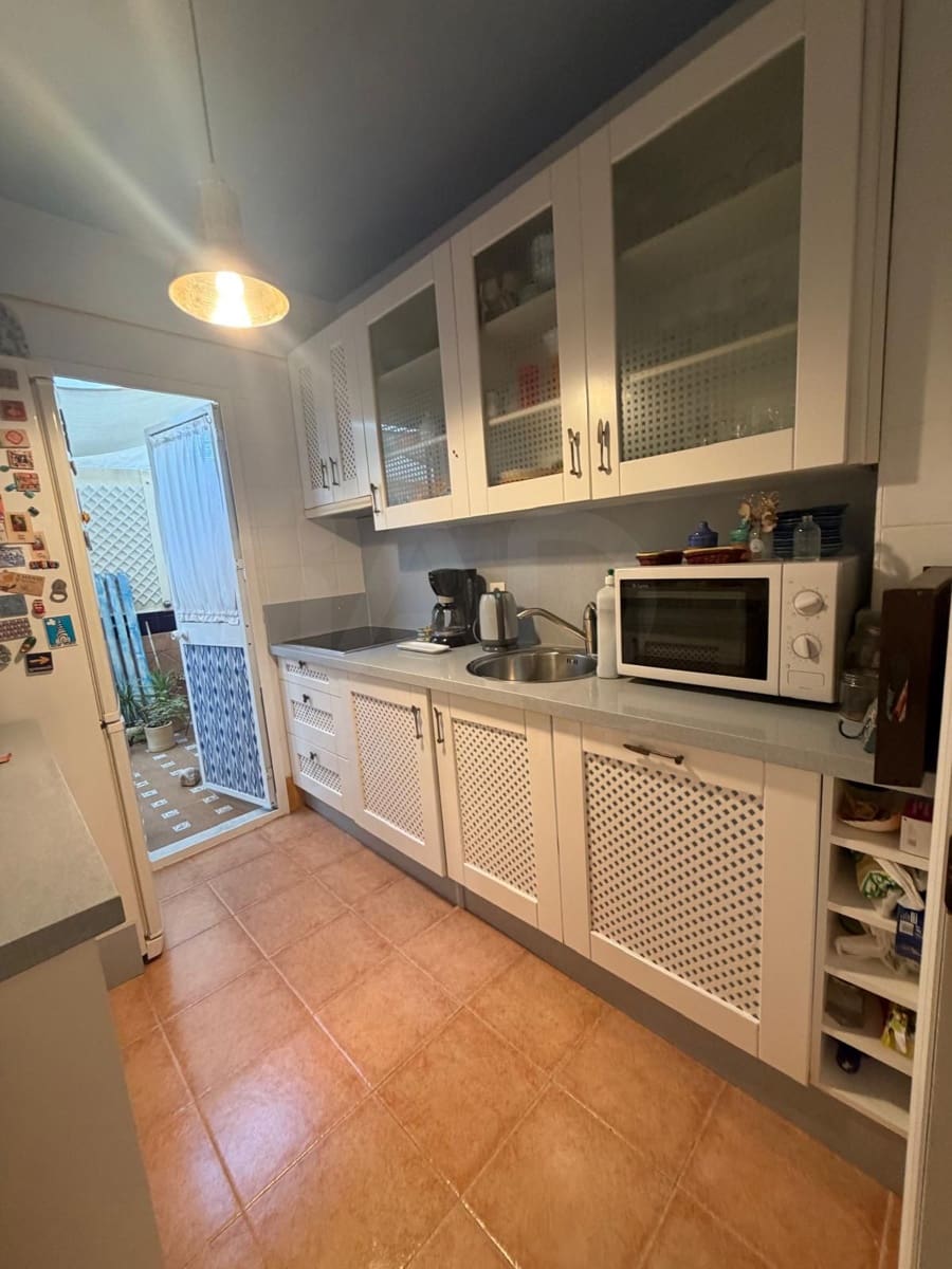 5 soveværelse Rækkehus til salg i Huelva by med swimmingpool garage - € 369.990 (Ref: 9988099)