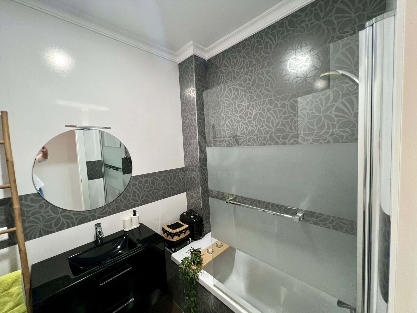 3 bedroom Penthouse for sale in Lepe - € 176,000 (Ref: 9988101)