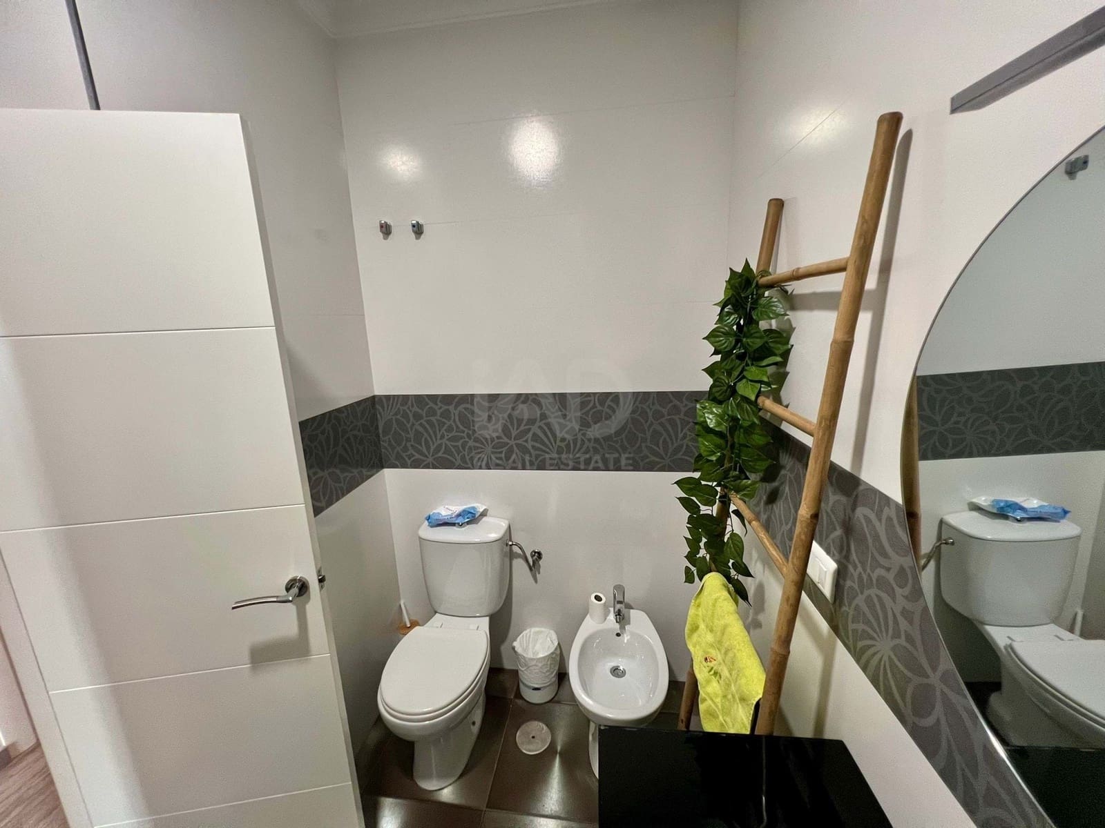 3 bedroom Penthouse for sale in Lepe - € 176,000 (Ref: 9988101)