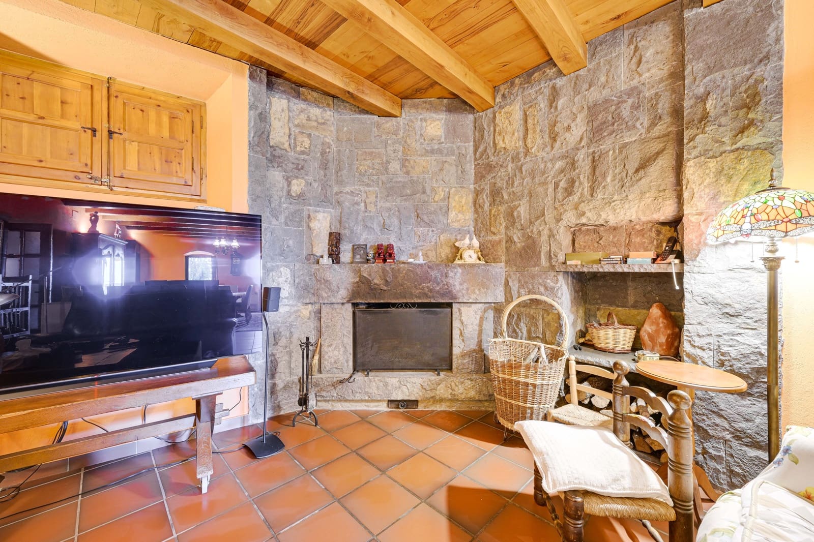 6 soveværelse Finca/Landehus til salg i Girona by med swimmingpool - € 1.900.000 (Ref: 9988103)