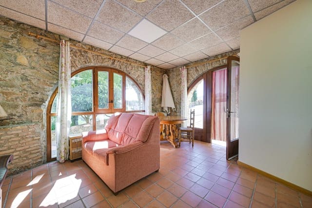 6 Zimmer Finca/Landgut zu verkaufen in Girona Stadt mit Pool - 1.900.000 € (Ref: 9988103)