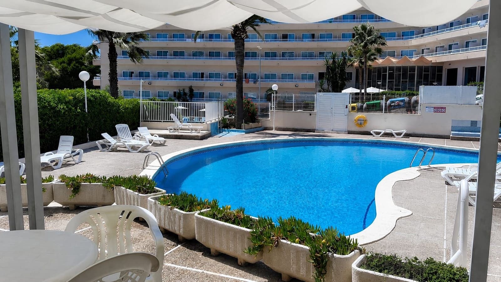 Apartamento en Salou en venta con piscina - 159.000 € (Ref: 9988105)
