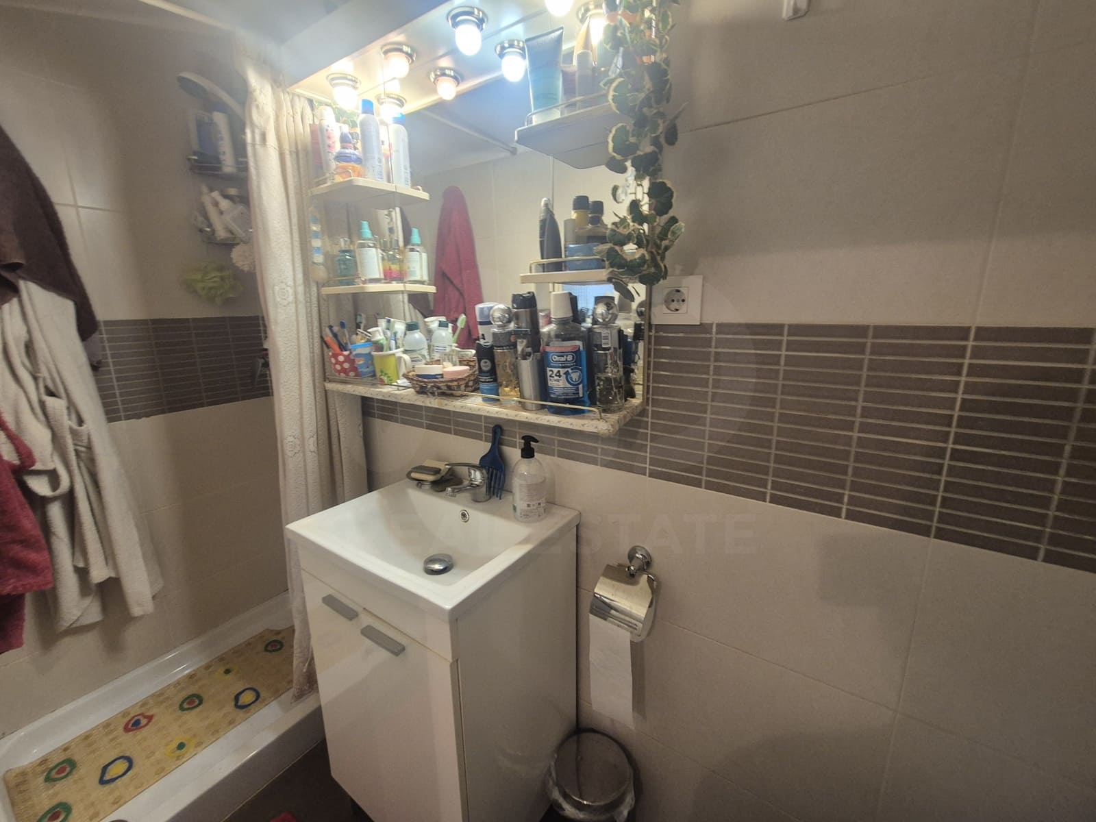 2 slaapkamer Rijtjeshuis te koop in Salamanca stad - € 105.000 (Ref: 9988106)