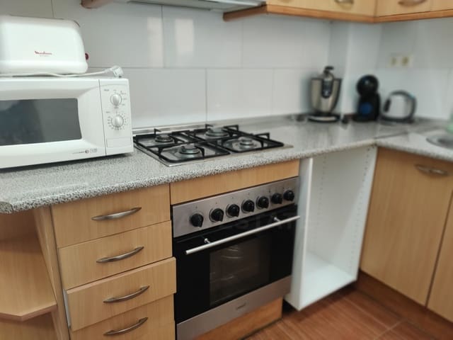 4 sovrum Lägenhet till salu i Tarragona stad - 210 000 € (Ref: 9988107)