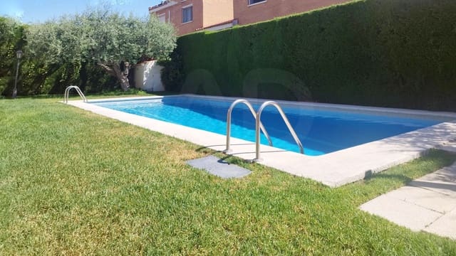 2 soveværelse Byhus til salg i Cambrils med swimmingpool garage - € 330.000 (Ref: 9988109)