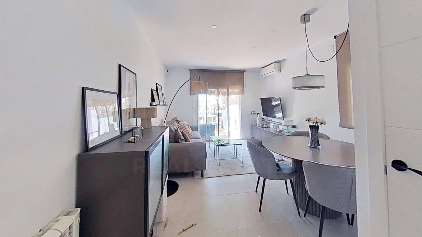 2 sypialnia Dom na sprzedaż w Miasto Tarragona z basenem garażem - 330 000 € (Ref: 9988109)