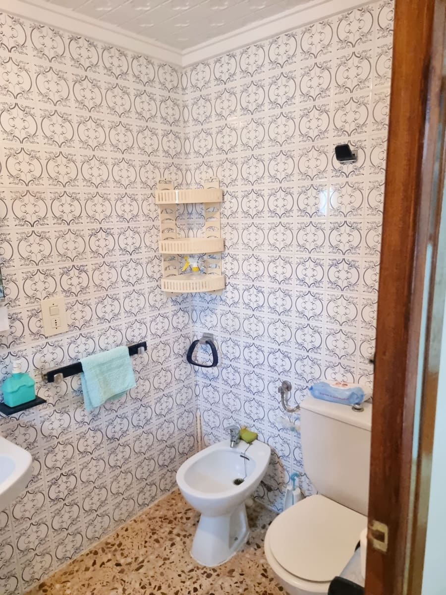 Adosado de 5 habitaciones en Alicante / Alacant ciudad en venta - 85.500 € (Ref: 9988111)