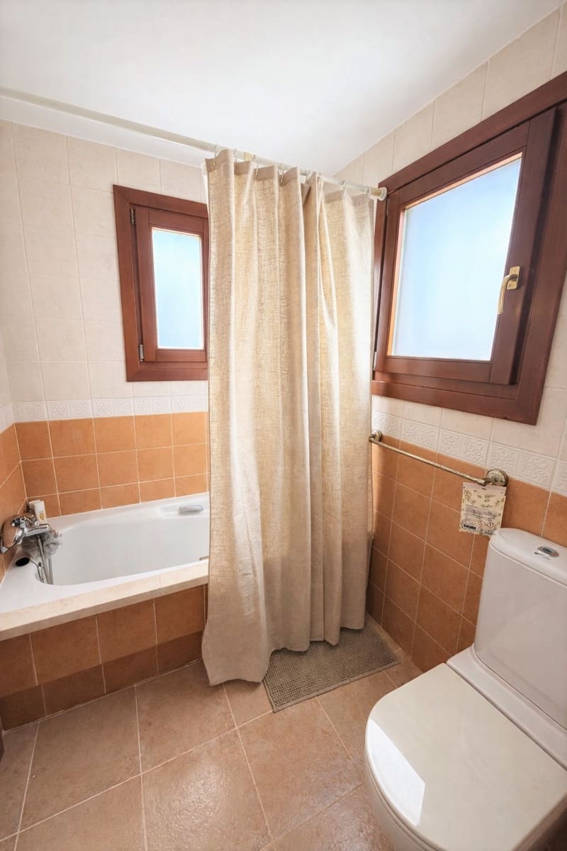 3 soverom Leilighet til salgs i Huelva by - € 208 000 (Ref: 9988115)