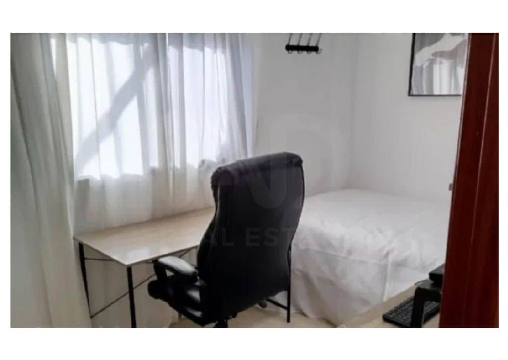 3 soverom Rekkehus til salgs i Huelva by med svømmebasseng - € 235 000 (Ref: 9988116)