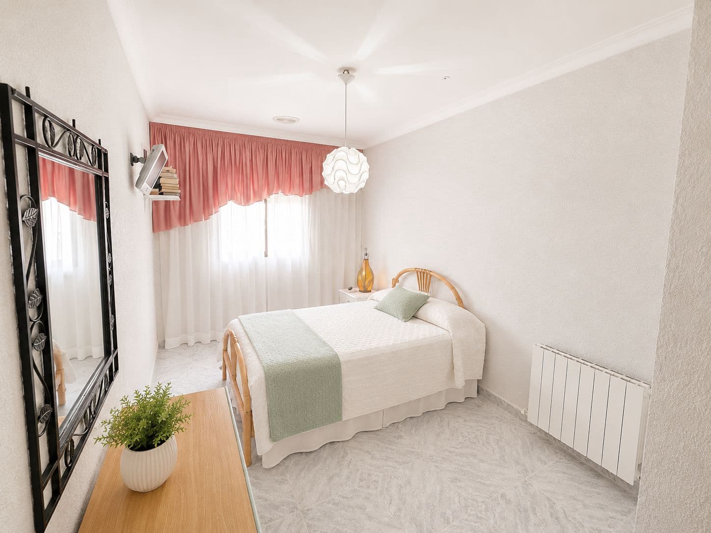 Erhverv til salg i Calasparra - € 230.000 (Ref: 9988118)