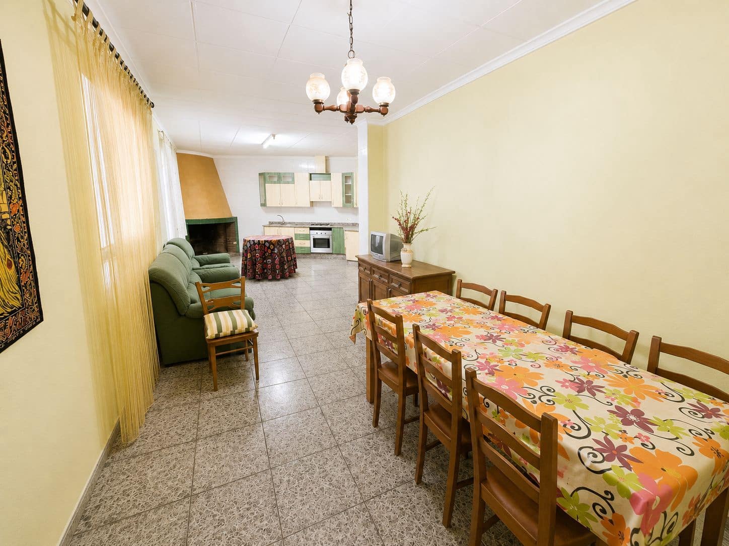 Erhverv til salg i Calasparra - € 230.000 (Ref: 9988118)