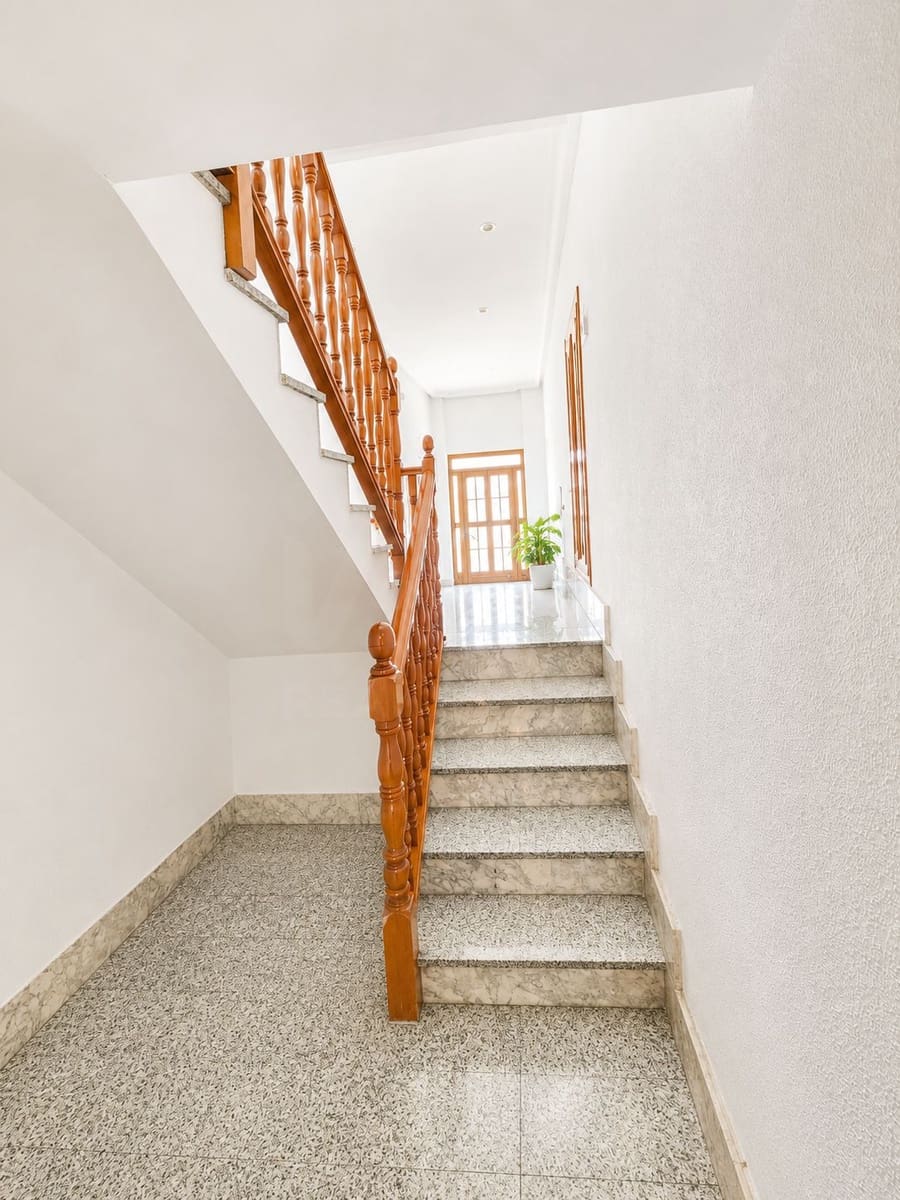 Erhverv til salg i Calasparra - € 230.000 (Ref: 9988118)