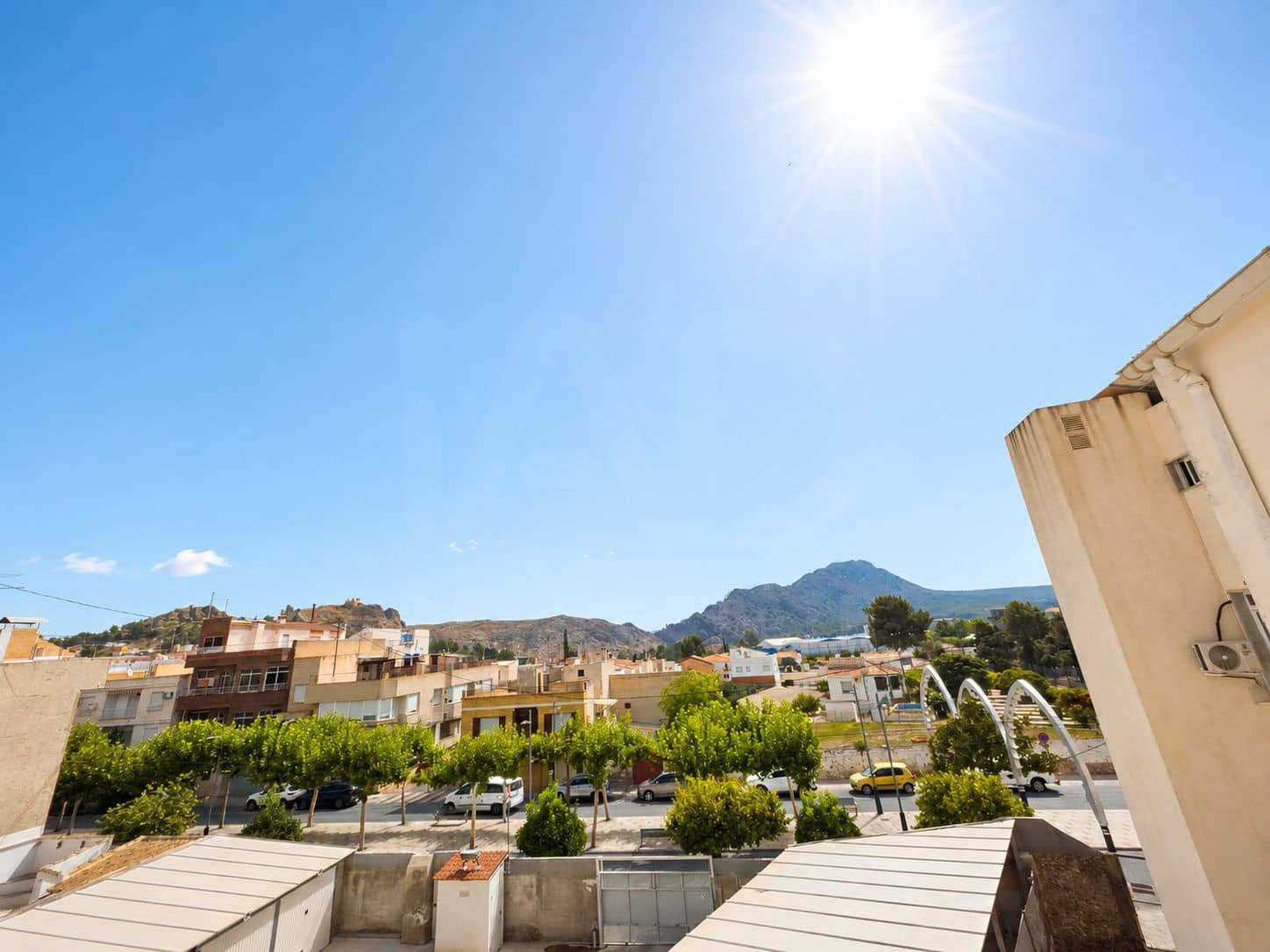 Erhverv til salg i Calasparra - € 230.000 (Ref: 9988118)