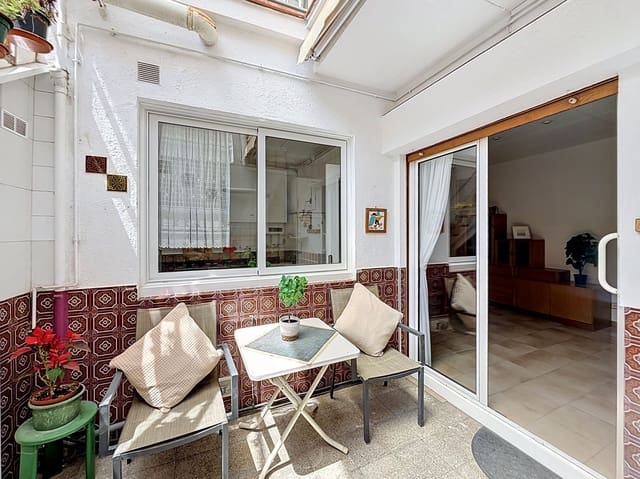 Apartamento de 3 habitaciones en Mataró en venta - 200.000 € (Ref: 9988119)