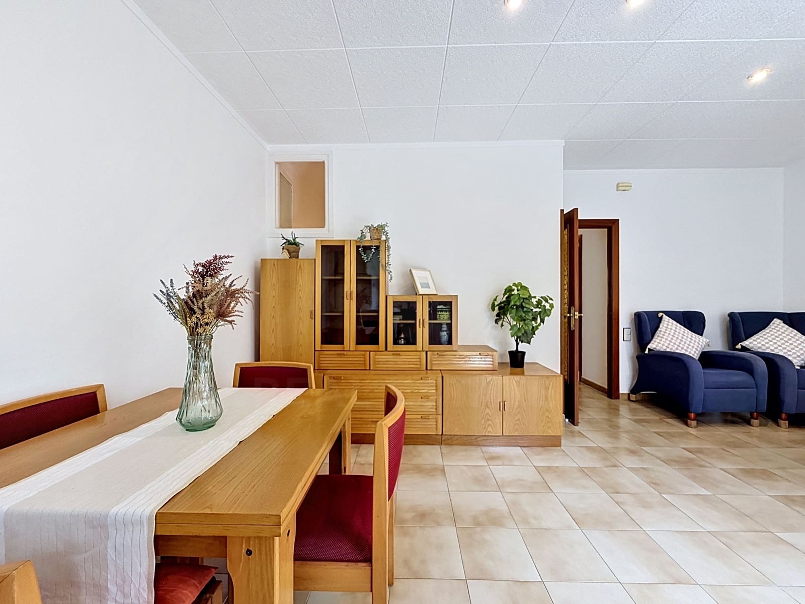 Apartamento de 3 habitaciones en Barcelona ciudad en venta - 200.000 € (Ref: 9988119)