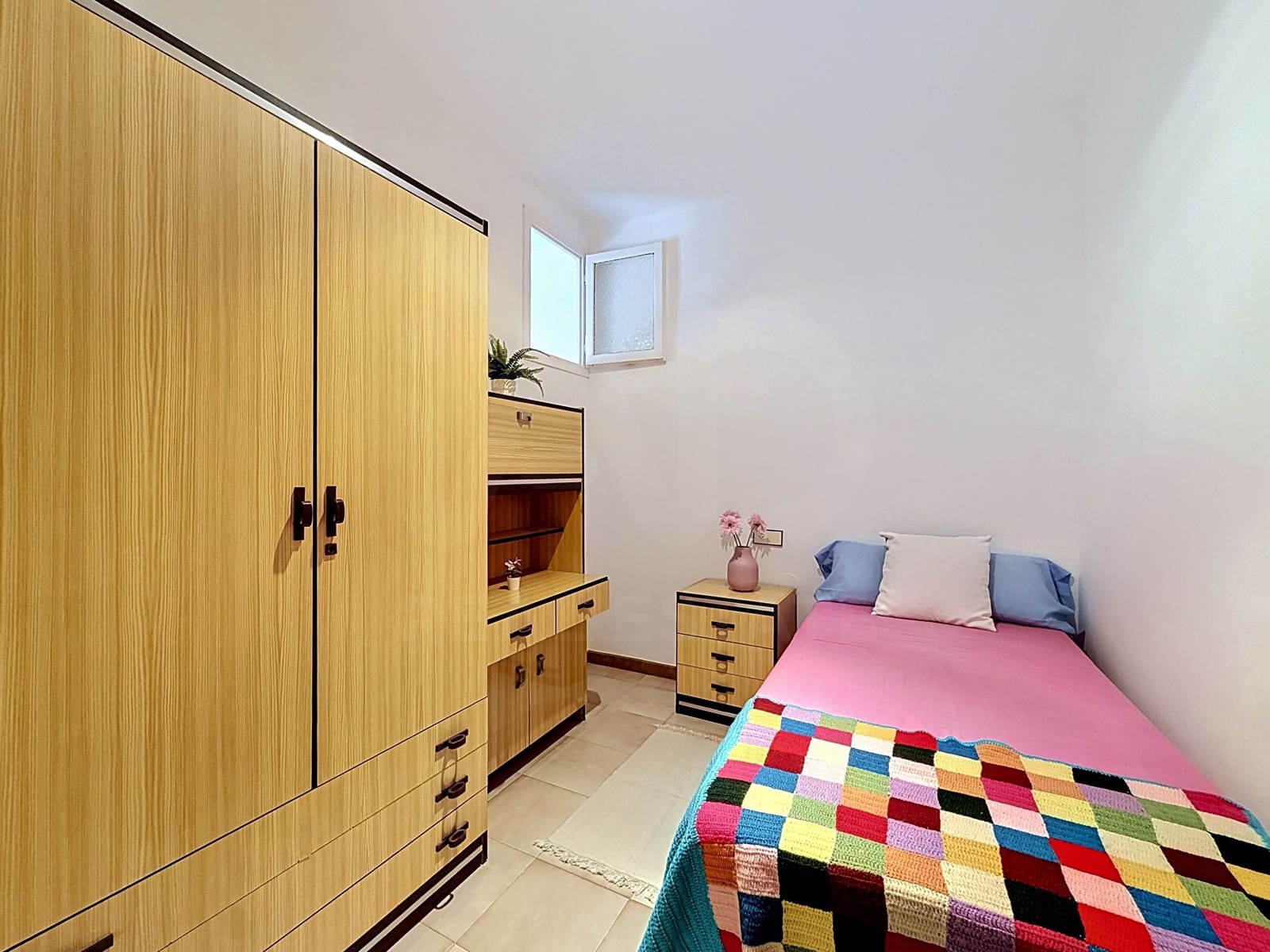 Apartamento de 3 habitaciones en Barcelona ciudad en venta - 200.000 € (Ref: 9988119)