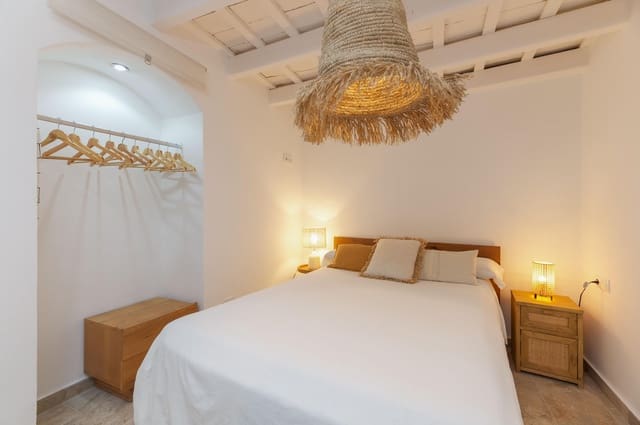 1 soverom Leilighet til salgs i Cádiz by - € 285 000 (Ref: 9988123)