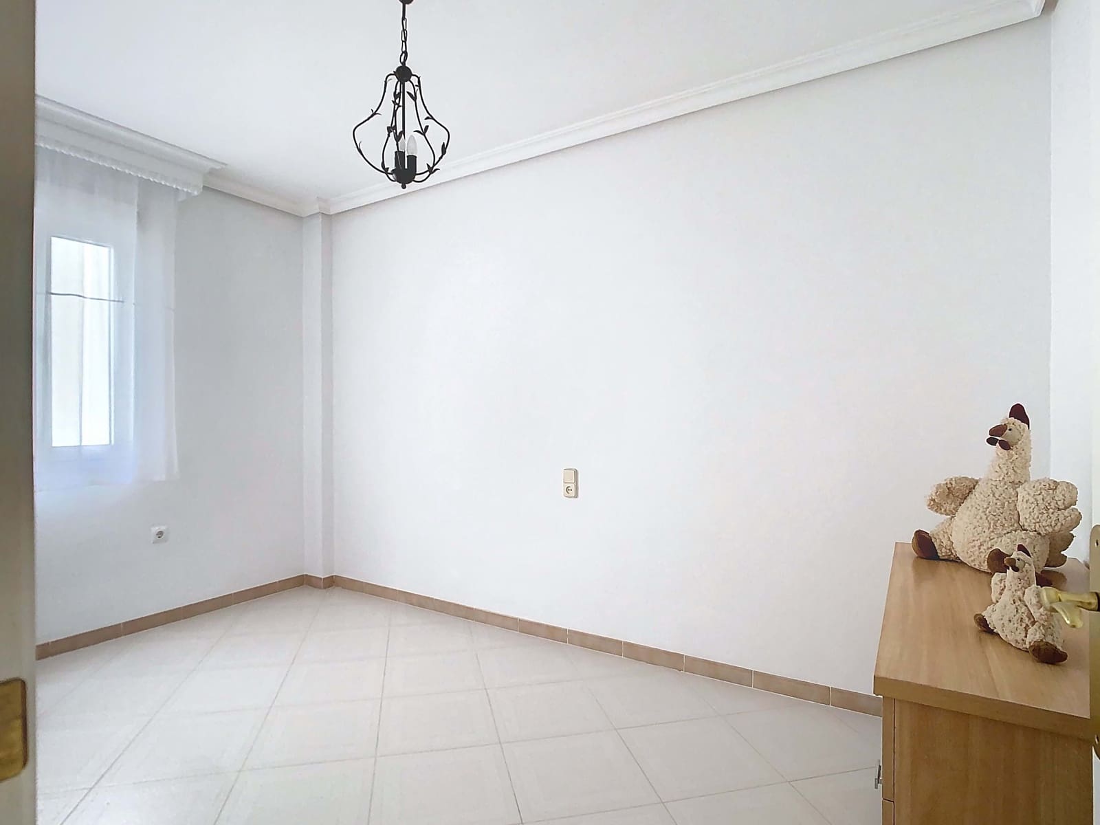 5 quarto Apartamento para venda em Cadis cidade - 290 000 € (Ref: 9988124)
