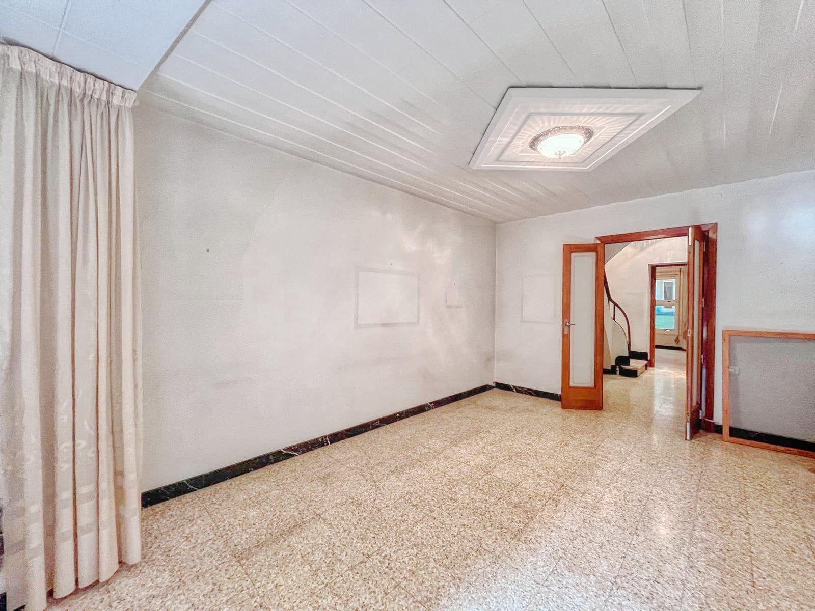 4 Zimmer Haus zu verkaufen in Vila-real mit Garage - 175.000 € (Ref: 9988125)