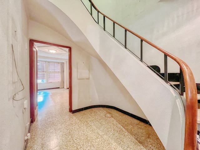 4 soverom Hus til salgs i Vila-real med garasje - € 175 000 (Ref: 9988125)