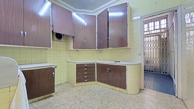 4 soverom Hus til salgs i Vila-real med garasje - € 175 000 (Ref: 9988125)