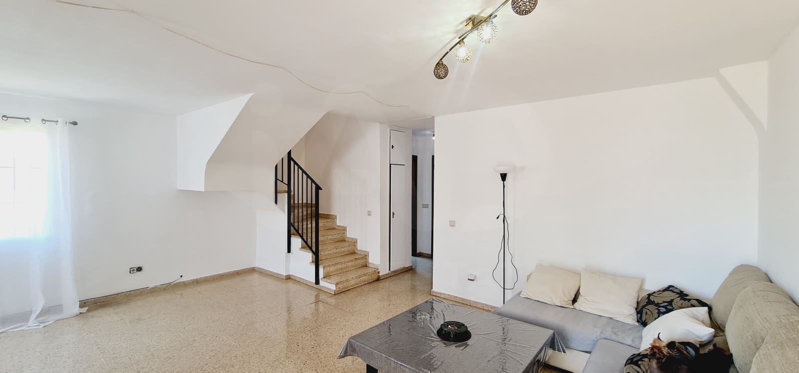 4 bedroom Terraced Villa for sale in Estepona with garage - € 480,000 (Ref: 9988127)