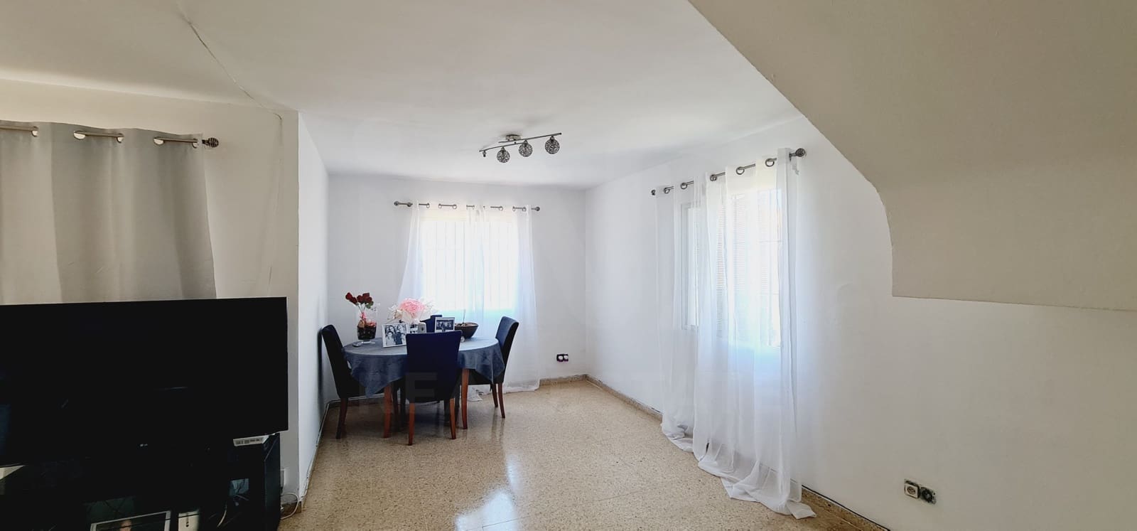 4 bedroom Terraced Villa for sale in Estepona with garage - € 480,000 (Ref: 9988127)