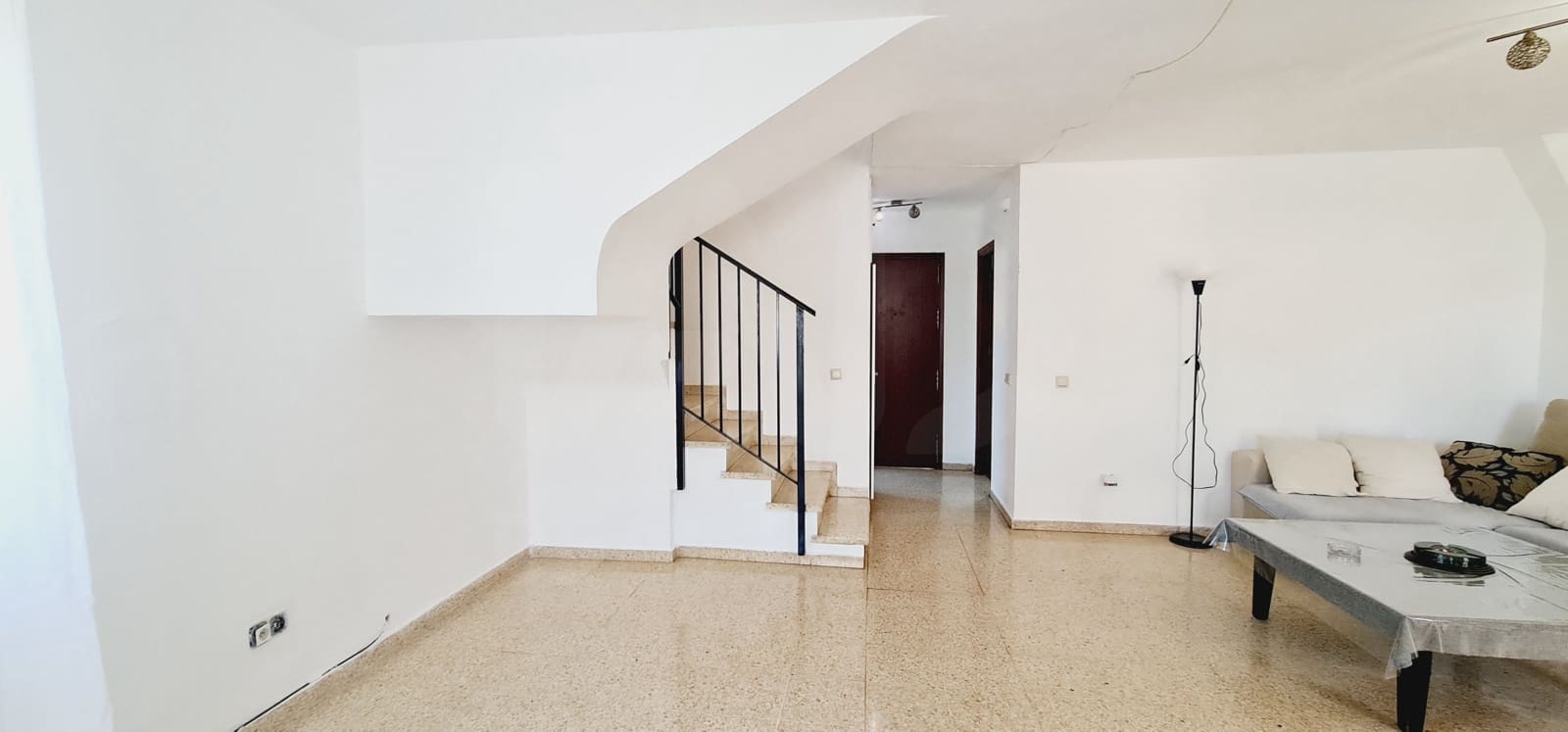 4 bedroom Terraced Villa for sale in Estepona with garage - € 480,000 (Ref: 9988127)