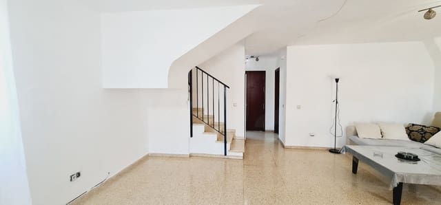 4 soverom Rekkehus til salgs i Nueva Atalaya, Estepona med garasje - € 480 000 (Ref: 9988127)