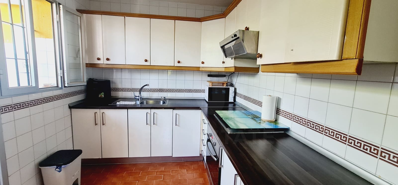 4 bedroom Terraced Villa for sale in Estepona with garage - € 480,000 (Ref: 9988127)