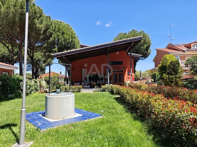 4 sovrum Villa till salu i Valladolid stad med garage - 340 000 € (Ref: 9988128)