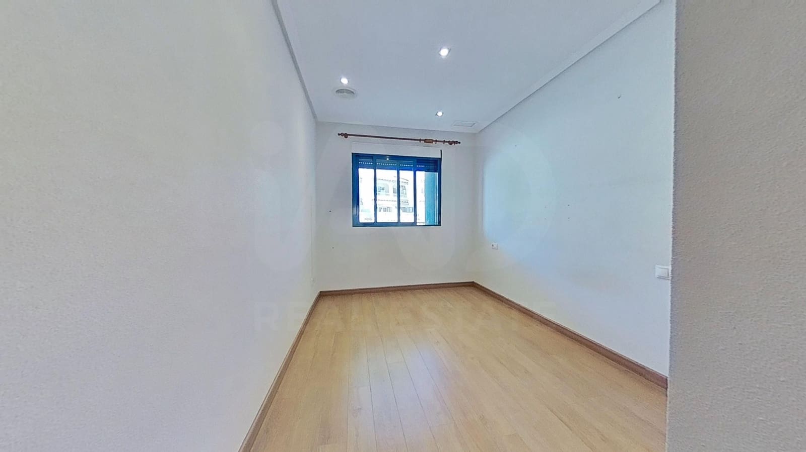 2 soveværelse Lejlighed til salg i Santa Pola med swimmingpool garage - € 298.000 (Ref: 9988131)