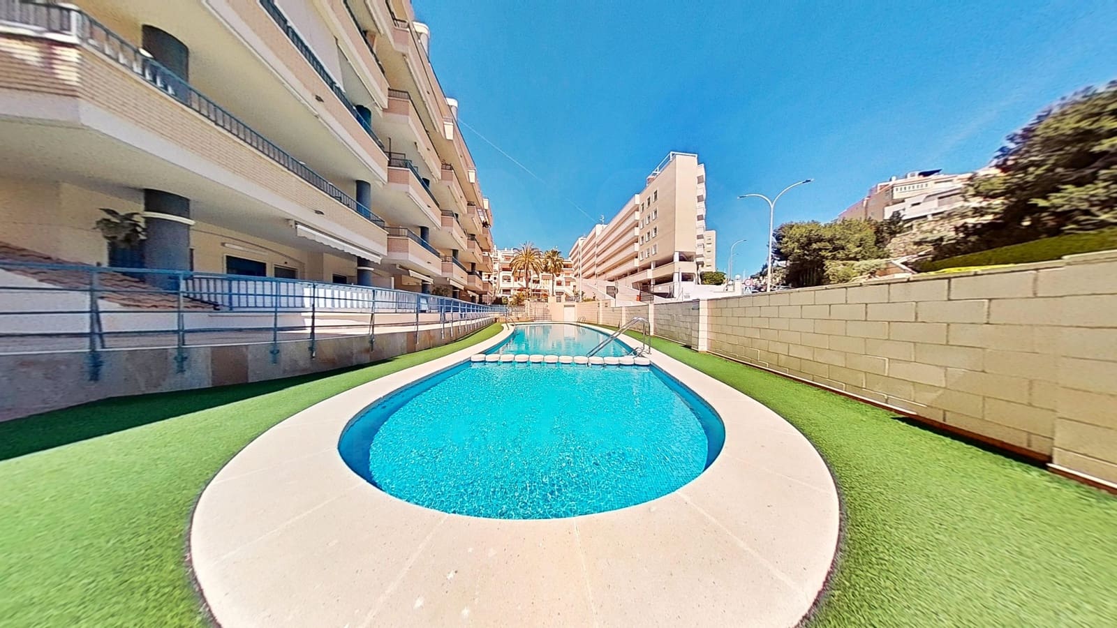 2 soveværelse Lejlighed til salg i Santa Pola med swimmingpool garage - € 298.000 (Ref: 9988131)