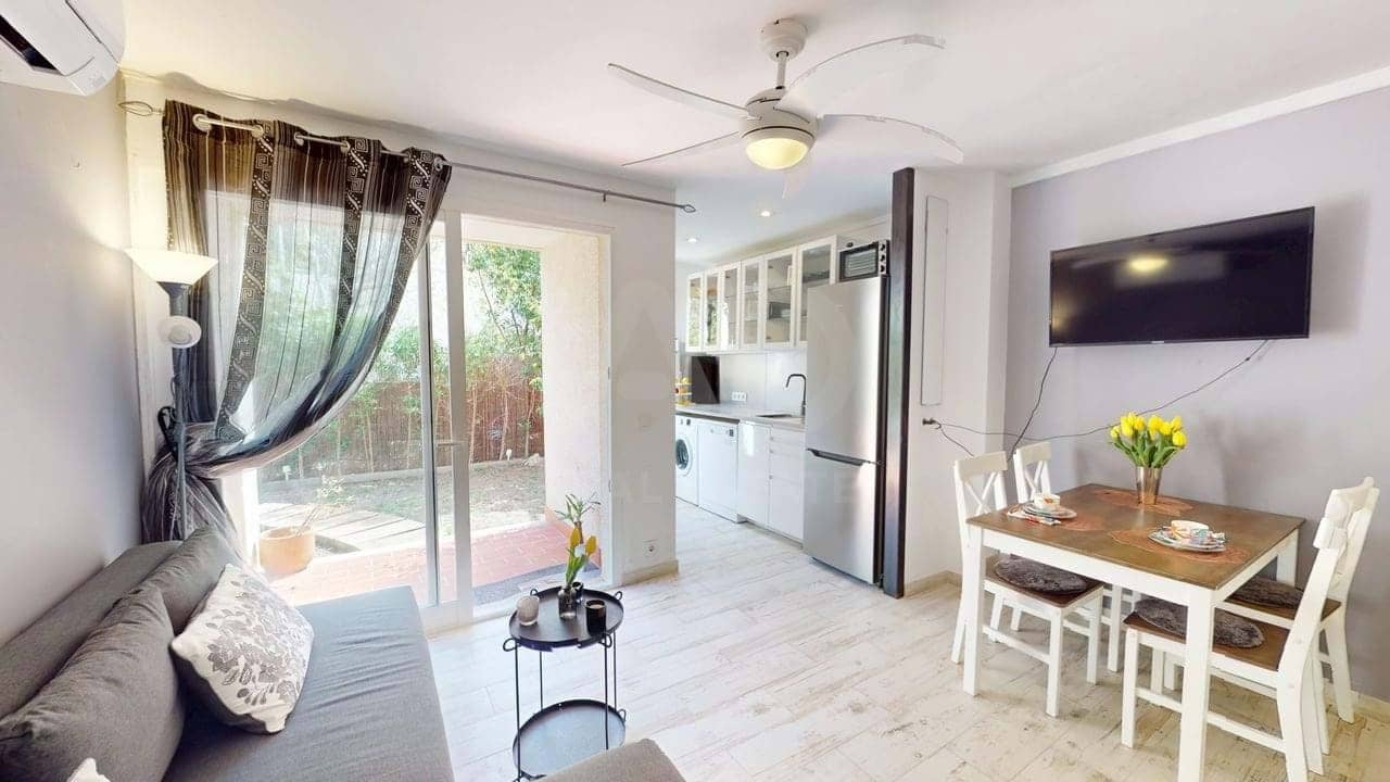 1 makuuhuone Huoneisto myytävänä paikassa Pollensa / Pollenca mukana uima-altaan 
autotalli - 315 000 € (Ref: 9988134)