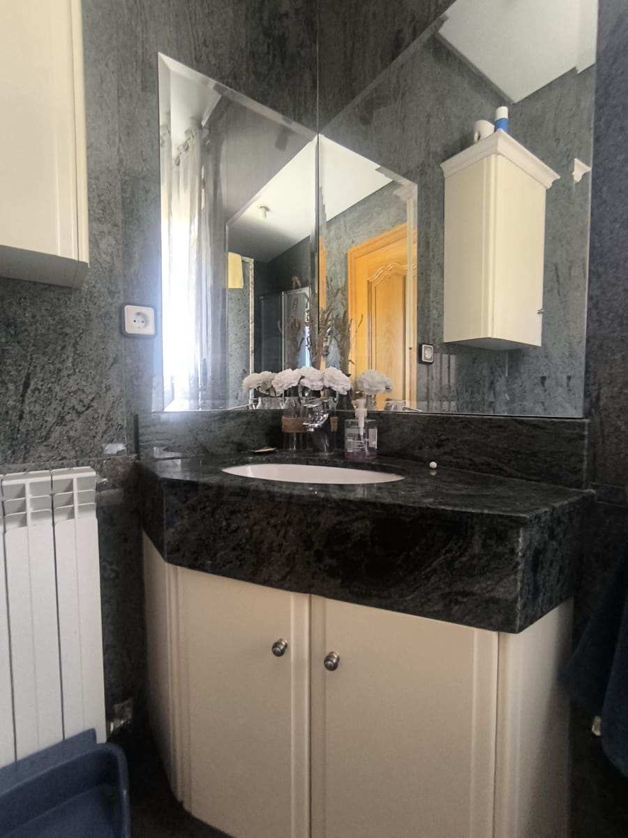 5 chambre Maison de Ville à vendre à Valladolid ville avec garage - 600 000 € (Ref: 9988136)