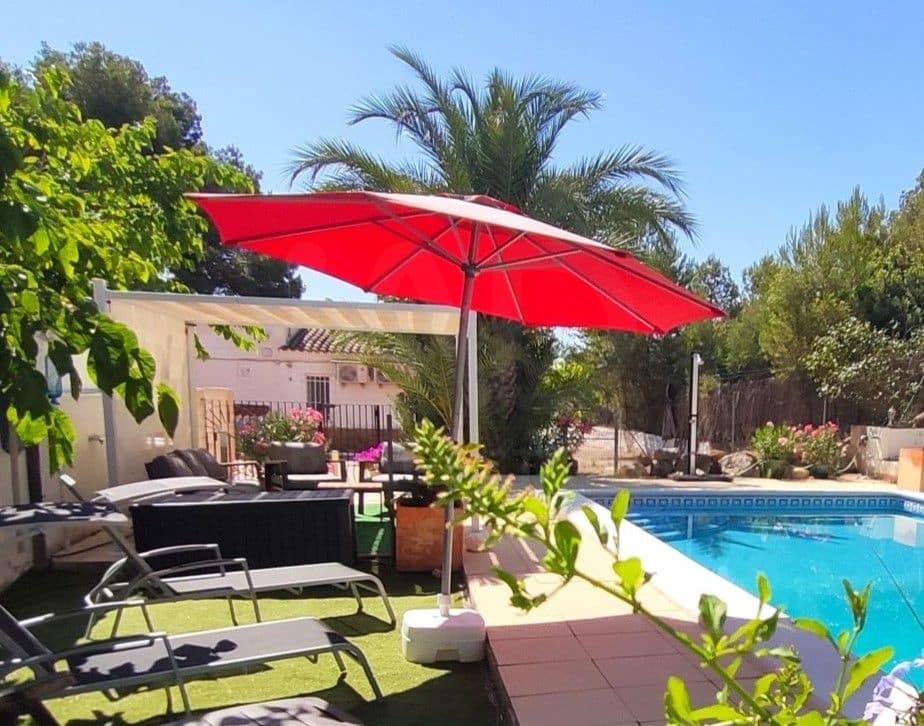 5 soverom Finca/Herregård til salgs i Pedralba med svømmebasseng - € 395 000 (Ref: 9988137)