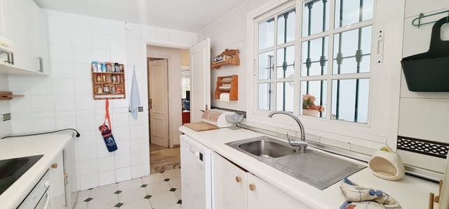 5 slaapkamer Rijtjeshuis te koop in Los Boliches , Fuengirola met zwembad garage - € 470.000 (Ref: 9988143)
