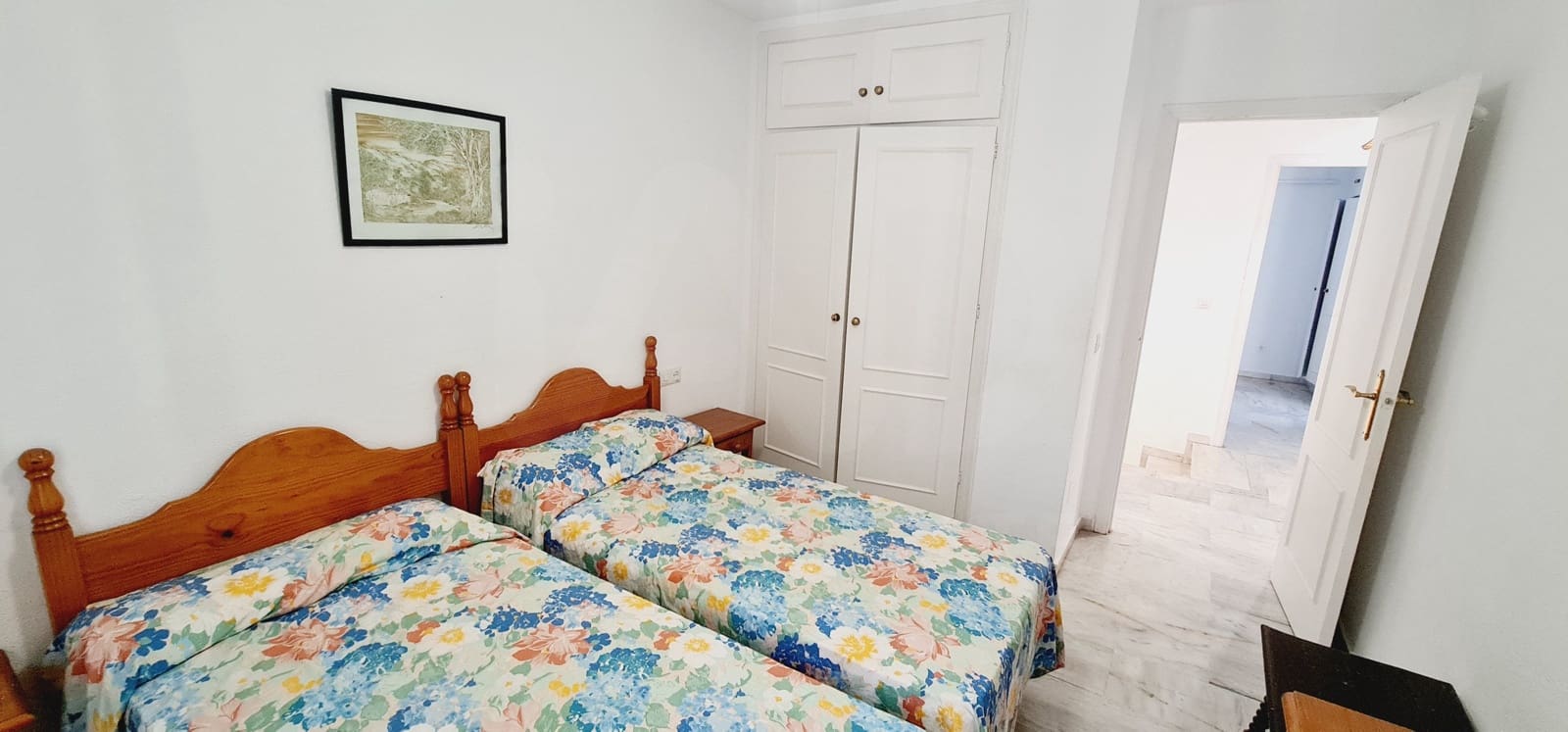 5 soveværelse Rækkehus til salg i Fuengirola med swimmingpool garage - € 470.000 (Ref: 9988143)