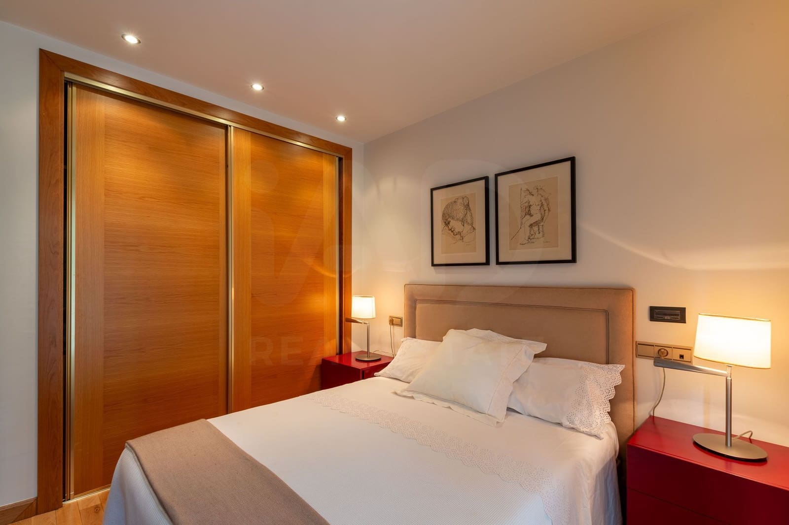 Appartement te koop in Santander met garage - € 790.000 (Ref: 9988144)