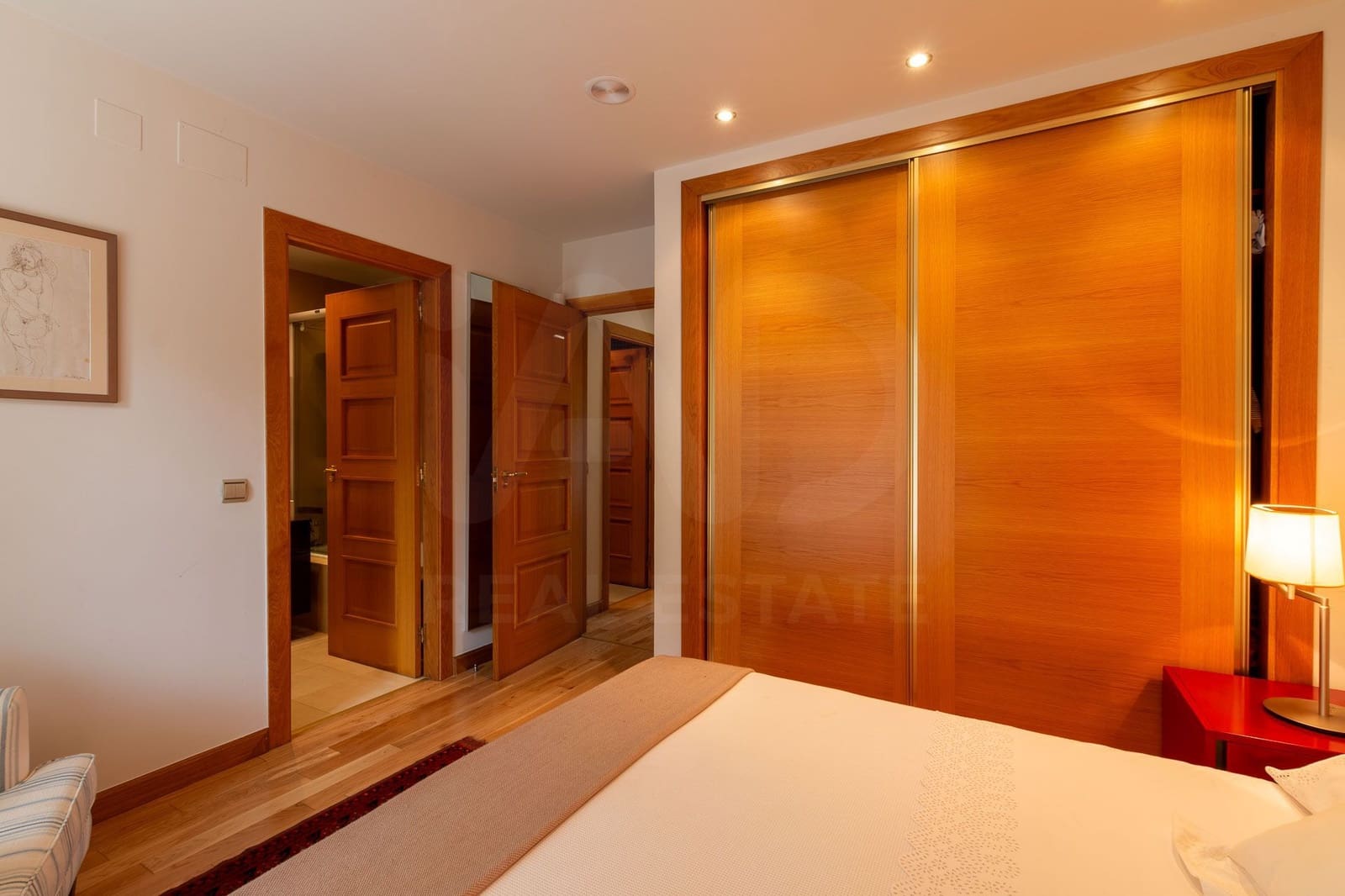 Appartement te koop in Santander met garage - € 790.000 (Ref: 9988144)